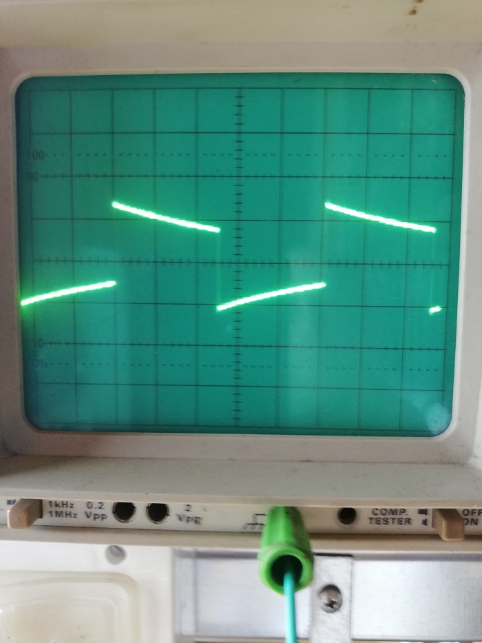 8  SQW 30Hz.jpg